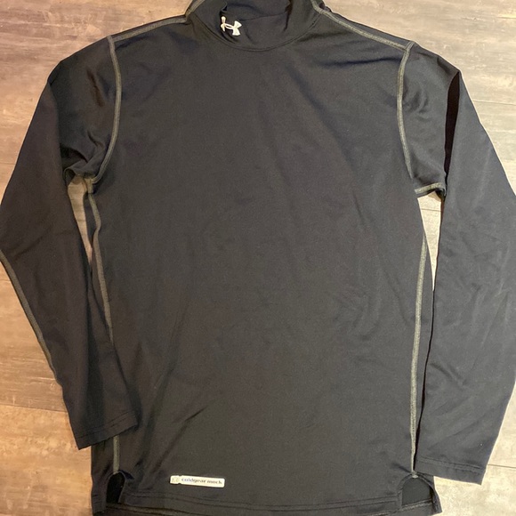 Under Armour. Coldgear. Fitted. Size- small. - Picture 4 of 4